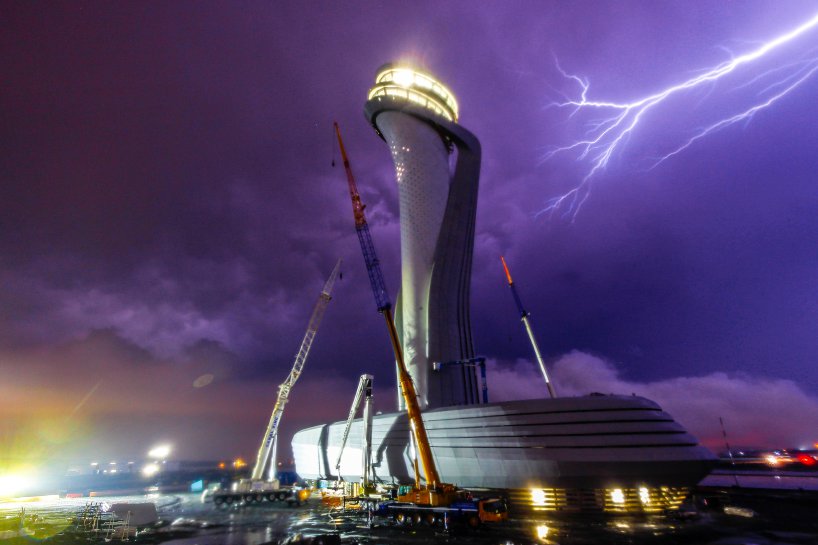 AECOM-pininfarina-air-traffic-control-tower-new-istanbul-airport-designboom-06.jpg