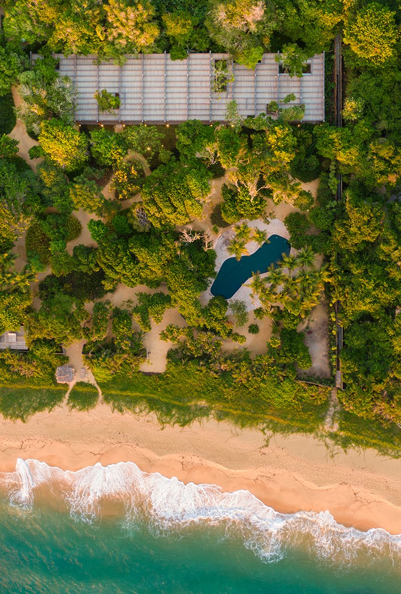 studio-MK27-sand-house-trancoso-bahia-brazil-designboom-02.jpg