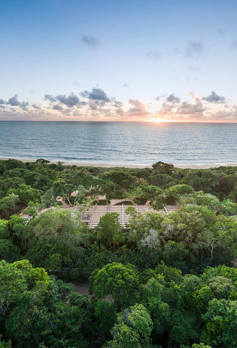 studio-MK27-sand-house-trancoso-bahia-brazil-designboom-14.jpg