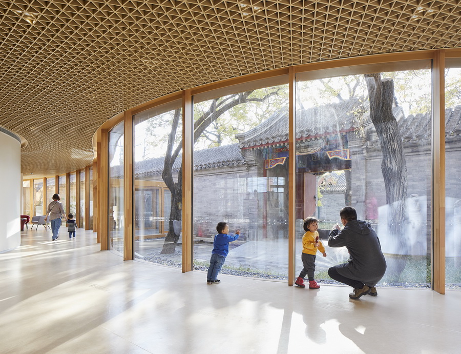 i1 _MAD_Yuecheng Courtyard Kindergarten_by Hufton+Crow_调整大小.jpg